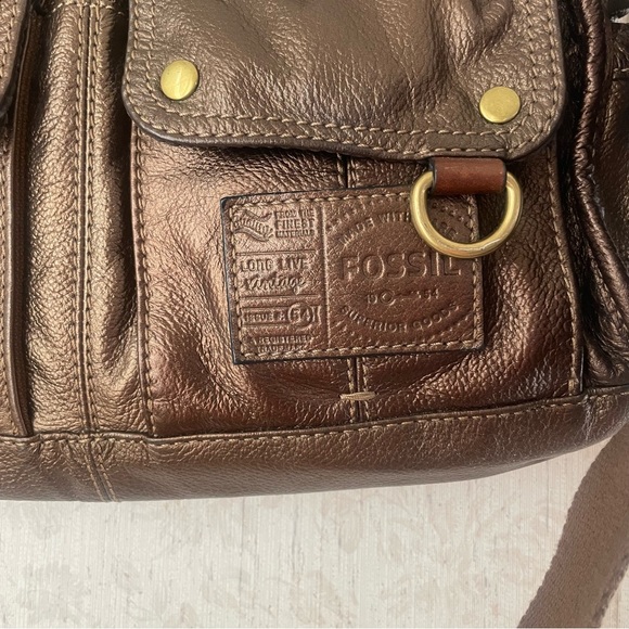 Fossil Metallic Brown  Leather Crossbody Bag - Picture 6 of 14